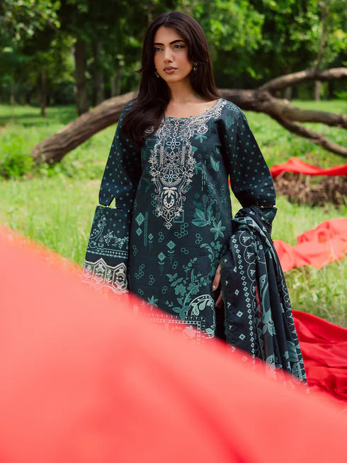 Parishay Embroidered Winter Rang e Sarma Luxury