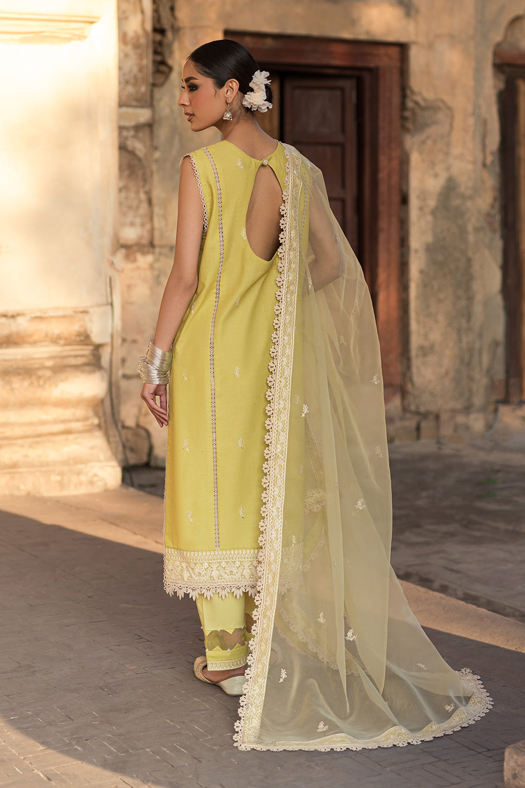 Heer Zarposh Jahanara Embroidered Unstitched 3 Piece Festive Suit