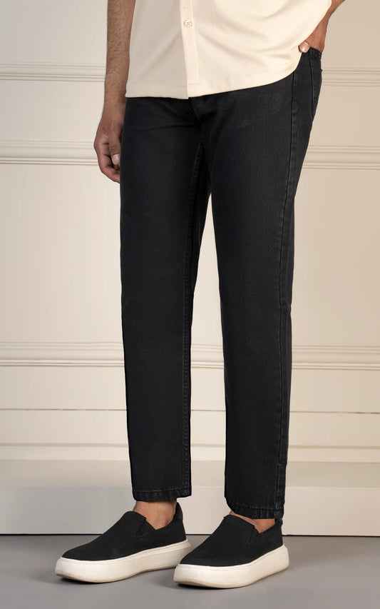 REGULAR TAPERED FIT JEAN DARK GREY