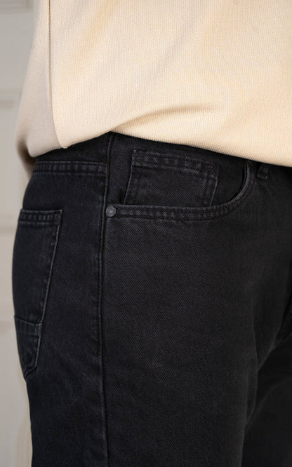 REGULAR TAPERED FIT JEAN DARK GREY