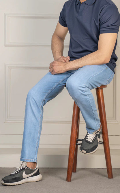 REGULAR TAPERED FIT JEAN LIGHT BLUE