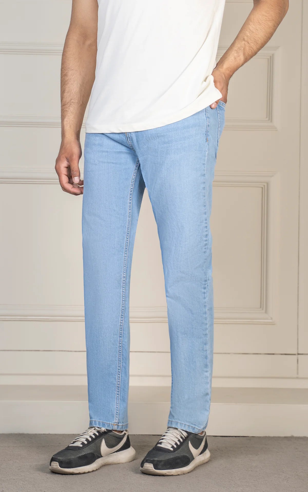 REGULAR STRAIGHT FIT JEAN SKY BLUE